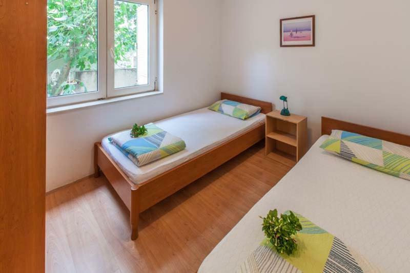 Apartmani Mudronja Murter Eksteriør bilde